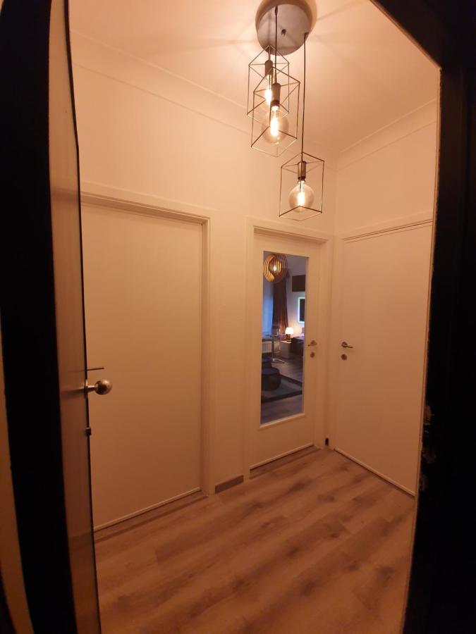 Cosy Corner In Quiet Suburb - All Cars Allowed アントウェルペン エクステリア 写真
